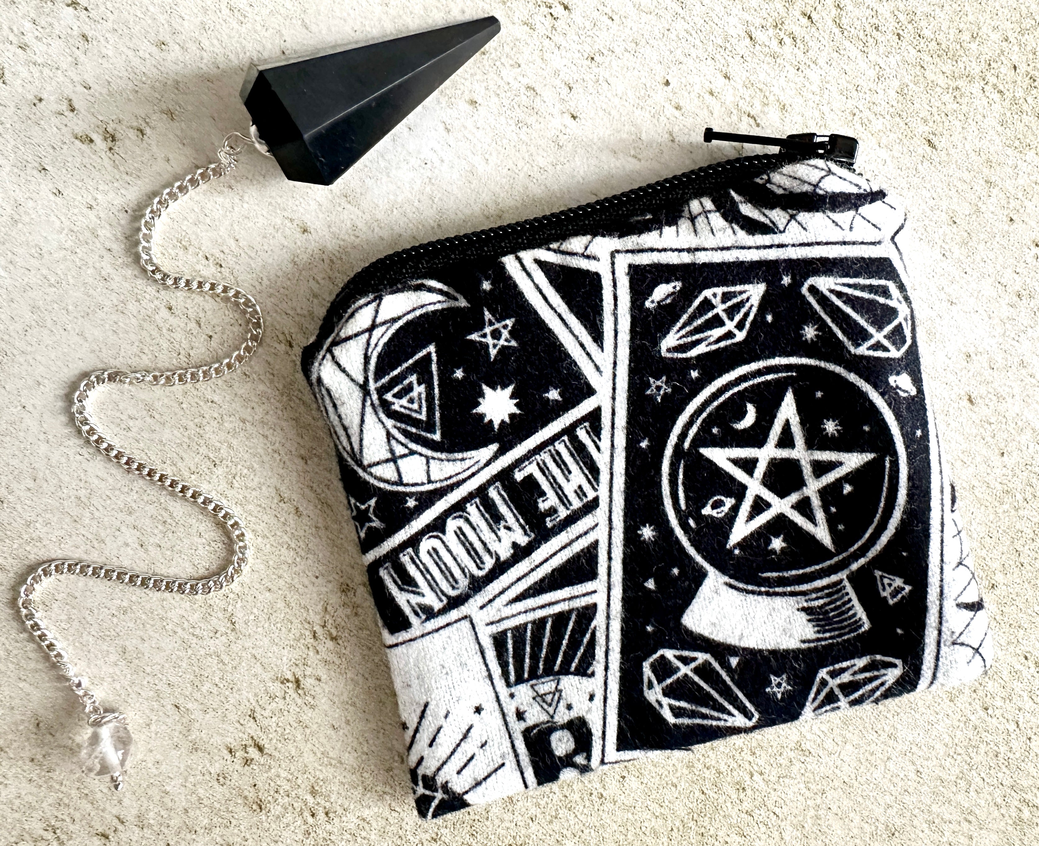 Pendulum Bag - Rune Storage Bag