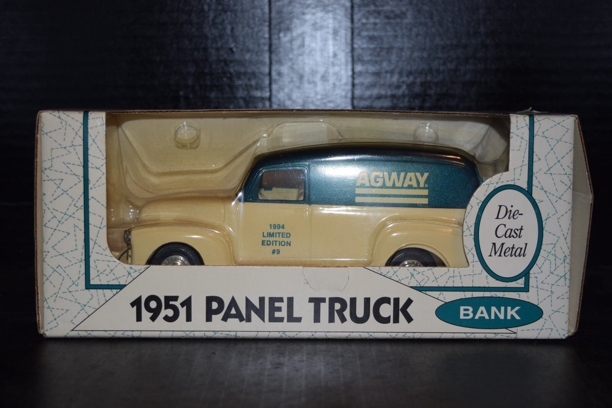 ERTL 1951 Panel Truck Agway 1994 Limited Edition #9 Bank 1:25 Scale