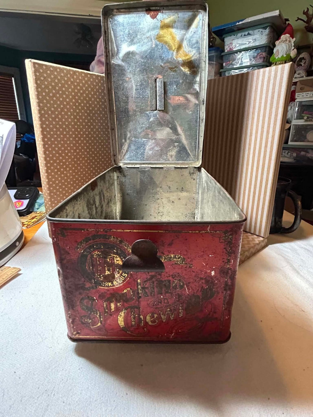 Antique Just Suits Cut Plug Tobacco Tin Buchanan & Lyall Lunch Pail