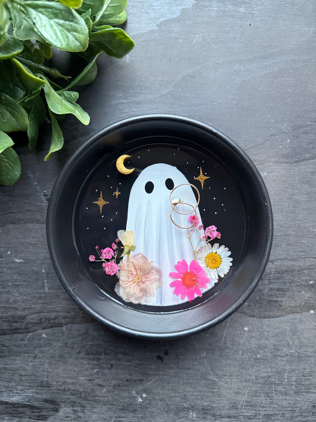 Ghoul in bloom tray