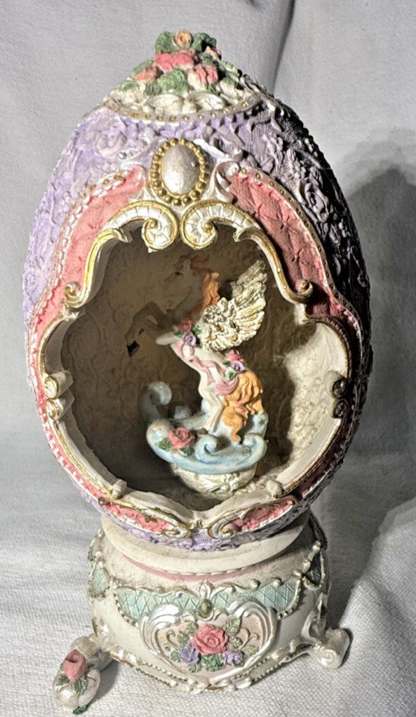 Classic Treasures Pegasus Musical Egg Music Box The Entertainer Victorian Style